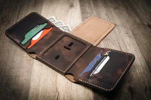 Badge Trifold Wallet - Walnut Brown